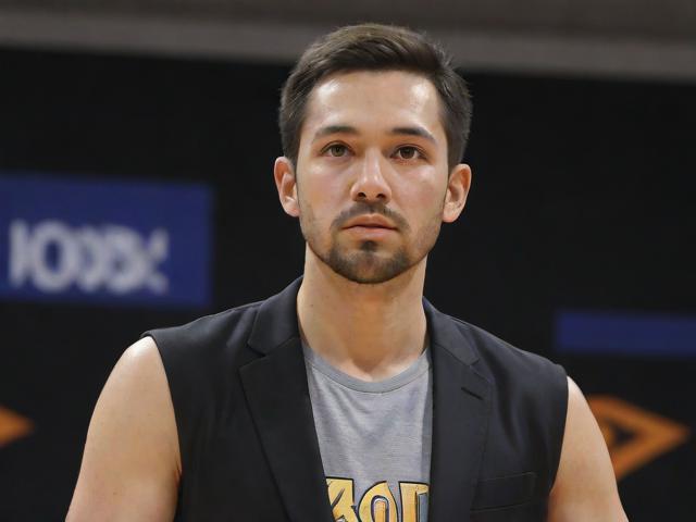 开云体育_ NBA中的战术演变：各队教练的思维之变，nba球队战术体系