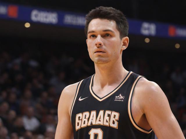 开云体育_ NBA全明星赛的回顾：明星球员的巅峰对决，nba全明星开幕式视频
