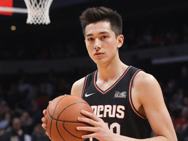 开云体育_ NBA年轻球员的崛起与团队的未来展望，nba开拓者赛程表