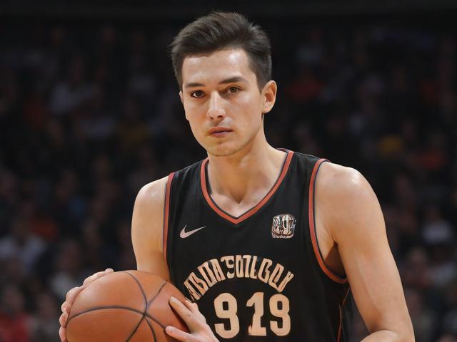 开云体育_ NBA新赛季的期待：谁将成为黑马球队？，2021赛季nba开拓者赛程表