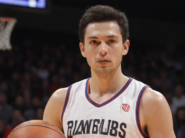 开云体育_ NBA球队的社会责任：如何参与社区活动？，nba社区关爱活动